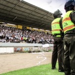 Los policías se ubicaron en diferentes sectores del estadio para brindar seguridad