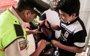 Se controló que los estudiantes no ingresen objetos peligrosos