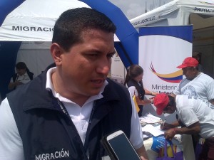 Julio César Eche, Coordinador provincial del servicio de Apoyo Migratorio,
