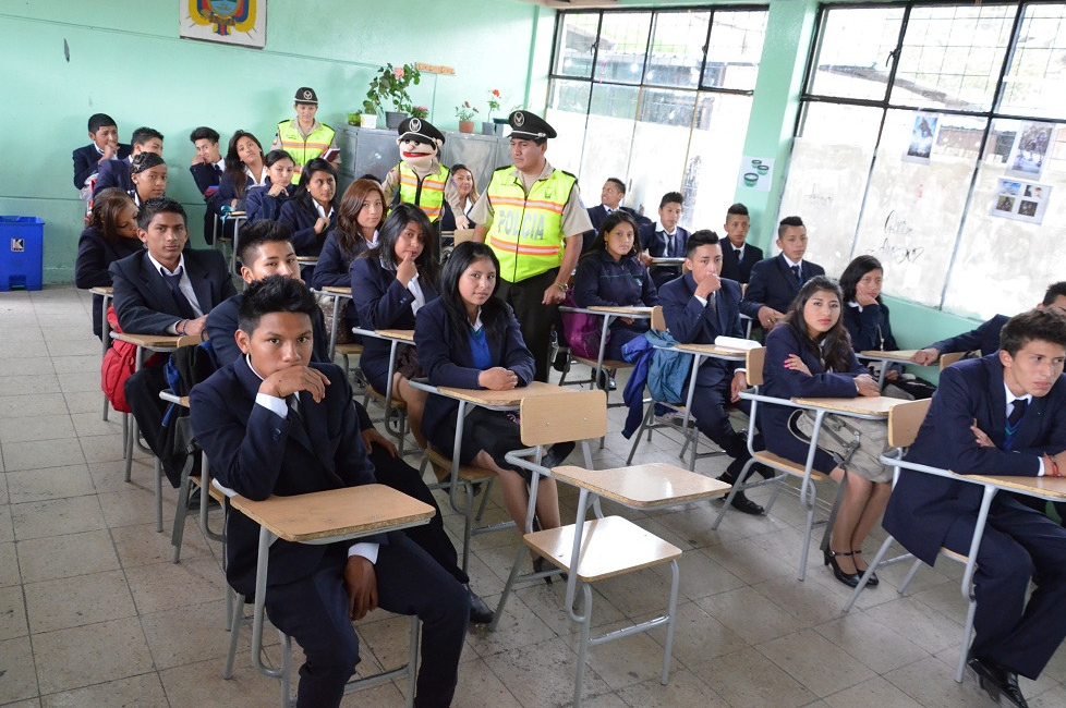 Colegio Modesto Paredes se suma a programa “Muchachos libres de drogas