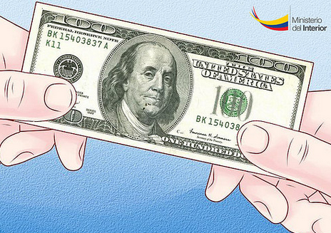Pareja que comercializaba billetes falsos fue aprehendida en el centro de  Guayaquil – Ministerio de Gobierno