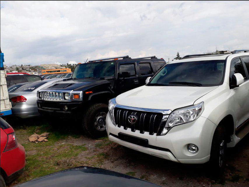 Cinco vehículos de alta gama fueron recuperados en un proceso de investigación por estafa